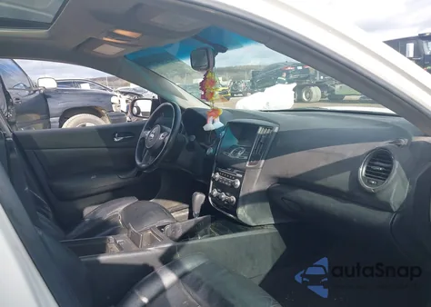 2011 Nissan Maxima 3.5 Sv z USA, uszkodzony, nr VIN 1N4AA5AP4BC857830